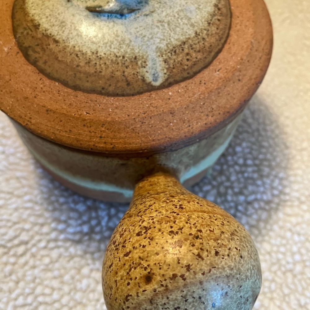 Handmade Pottery. - Picture 6 of 10